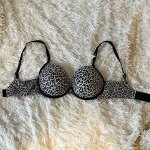 Victoria’s Secret Body by Victoria Perfect Shape Bra 32DD